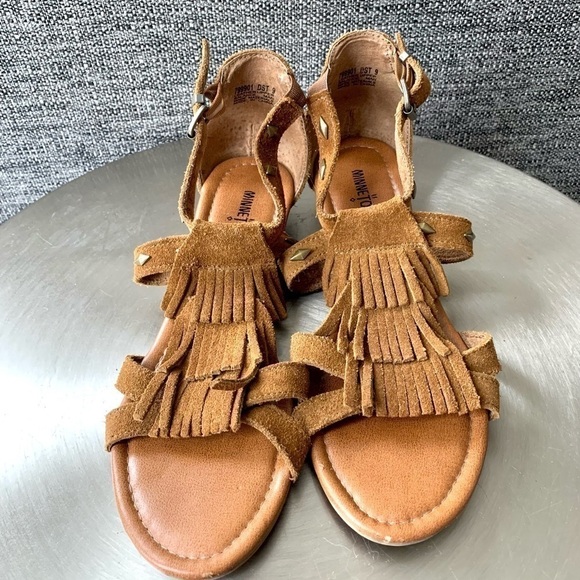 Minnetonka suede Ankle Wedge Sandals Studded Fringe southwestern women’s 9 Brown - Picture 3 of 7